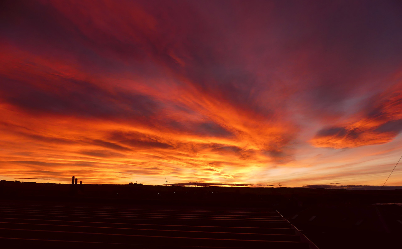 SUNSET 7
