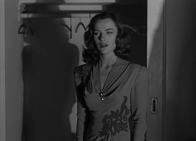 Phantom Lady (1944).mp4_snapshot_00.56.20.302