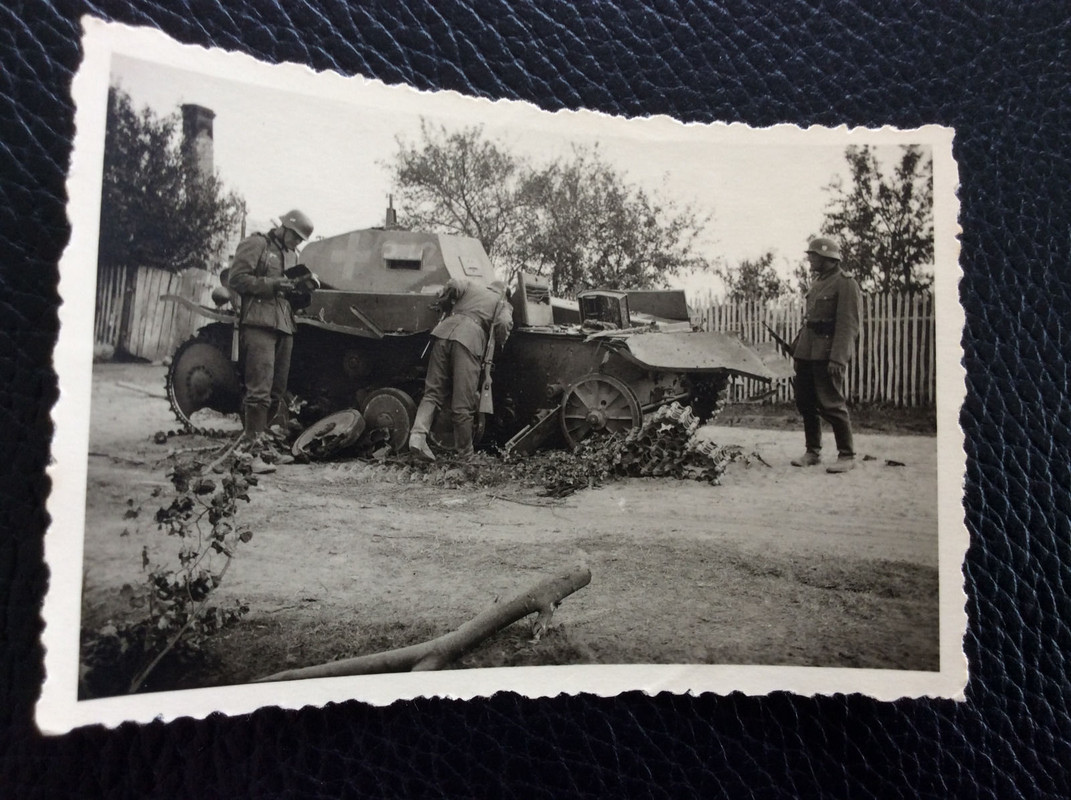 FOTO ZERSTÖRTER DT PANZER MOKKRA 3.9.39