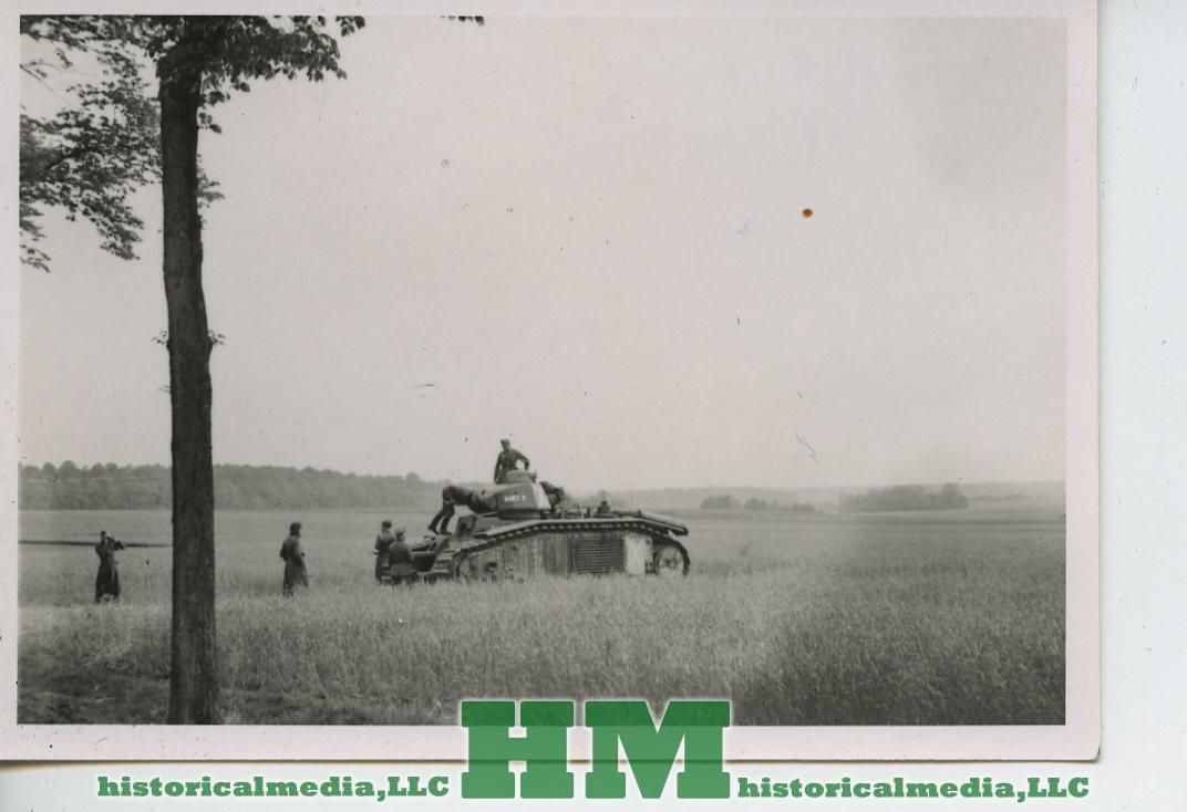 2WK Foto- CHAR B-1 TANK PANZER - DINANT & CINEY,