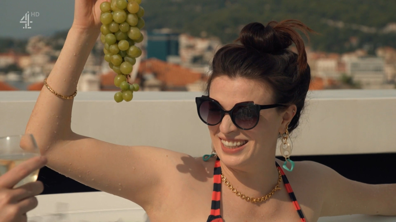 2022-04-11_21_30_Chan4_Travel-Man-48-Hours-In-Split_10x2.mp4_snapshot_06.39.875