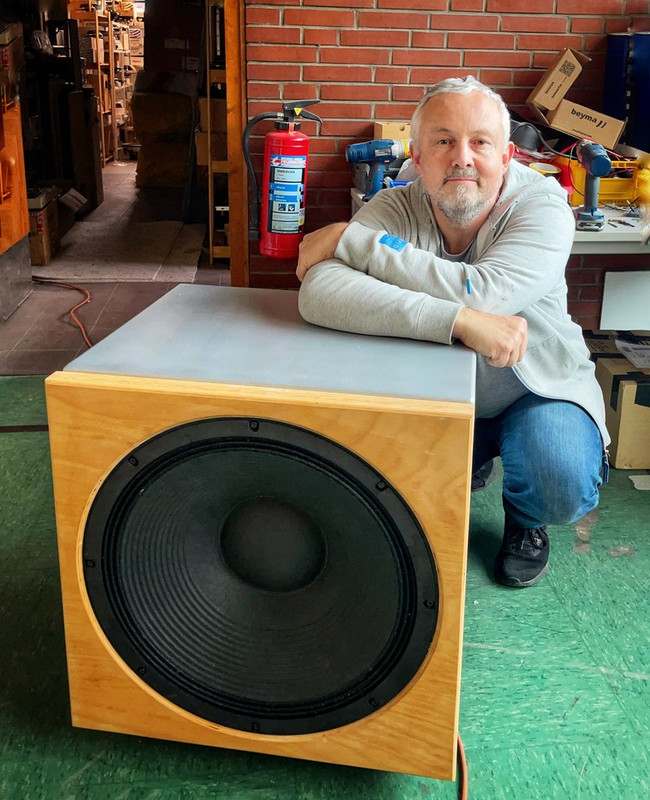 0135DEF3-E06F-4B0A-9E94-721E583AE170