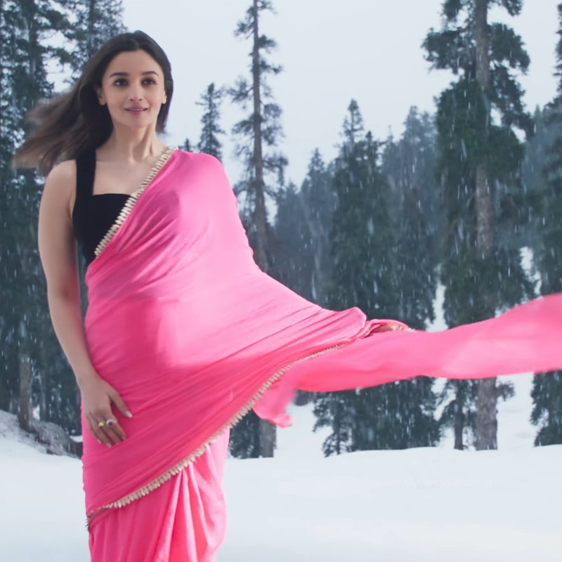 gorgeous-alia-bhatt-in-rocky-aur-rani-ki-prem-kahani-2023
