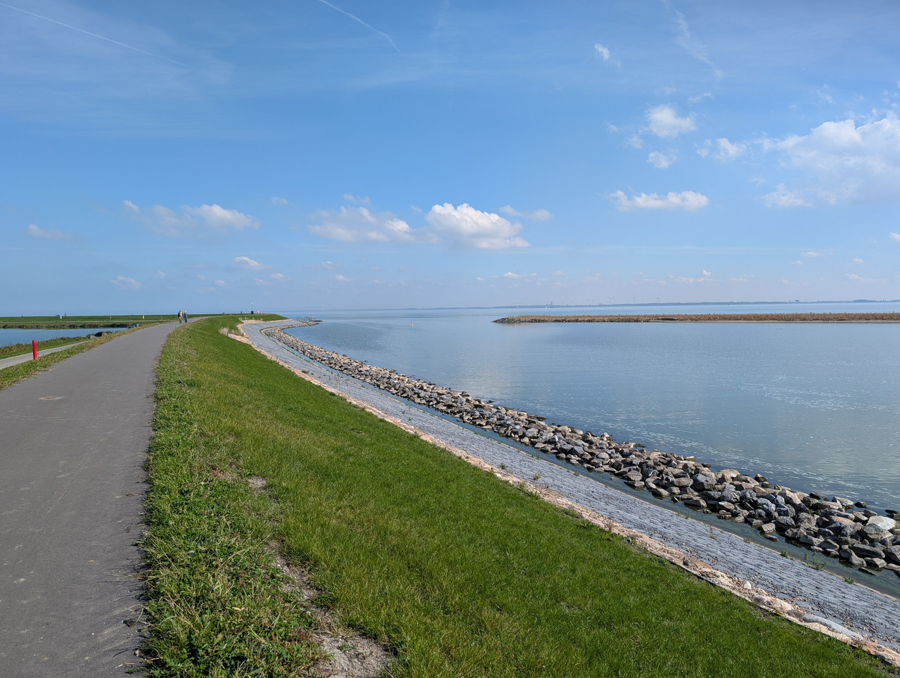 Трое в Амстердаме, не считая собаки. Переезд в Нидерланды.