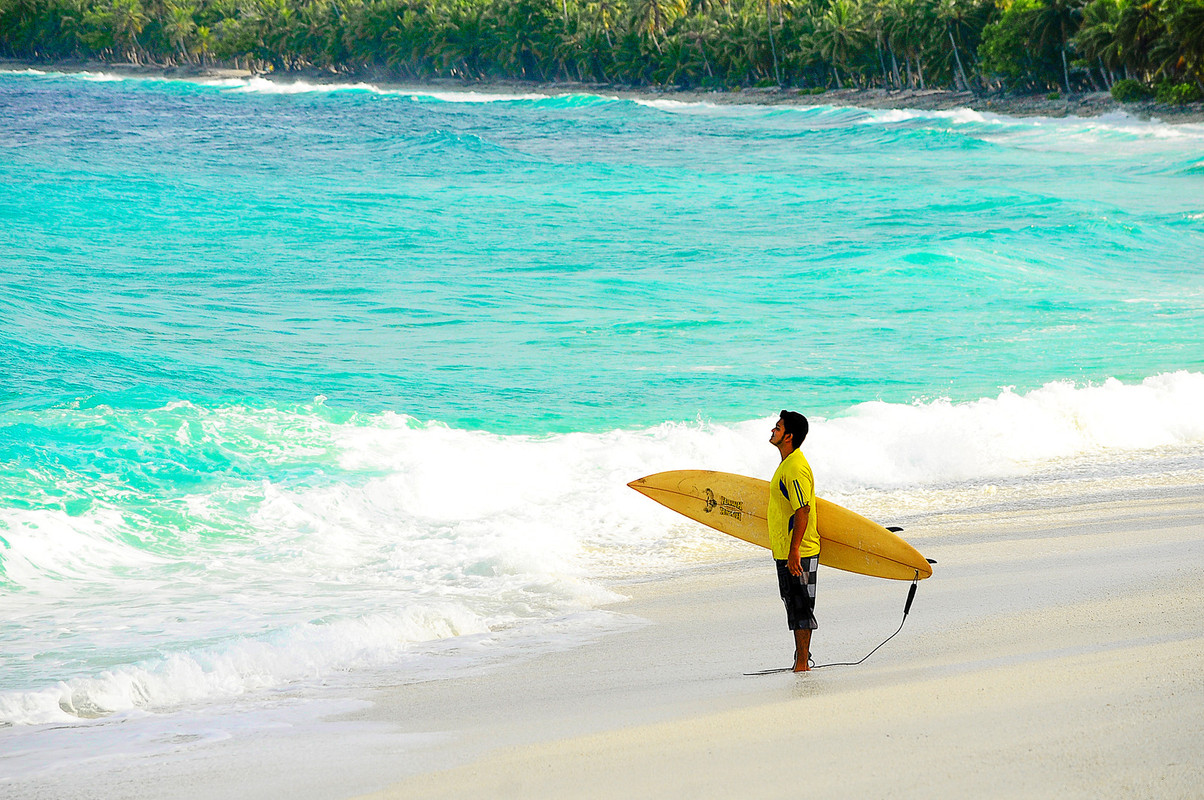 yellow-surfboard.jpg