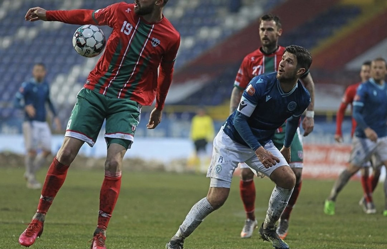 96ACAA98-3393-4D6B-8A39-85A2A2EA85B4