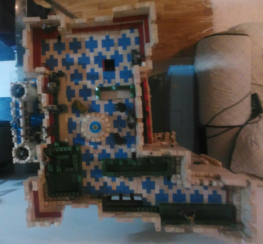 ALMENAJE CON JARDINES FUENTE Y TRABUCO Y CAÑONES