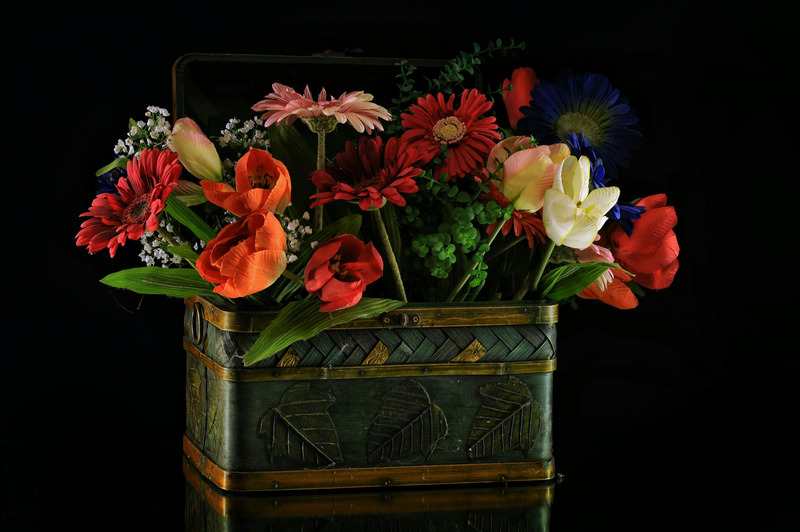 floralingreenbox.jpg