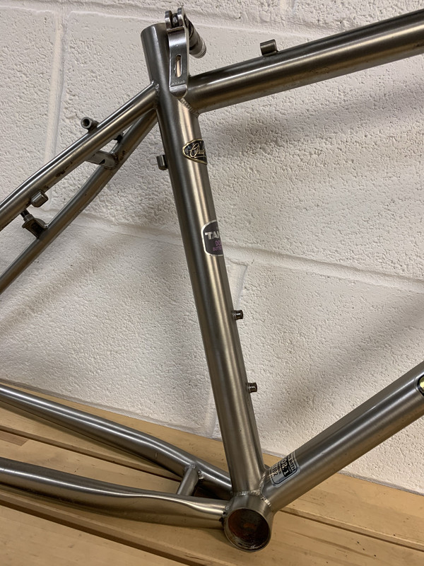 CB6DEDD2-BCE0-4000-B48A-3CD6AC59A610