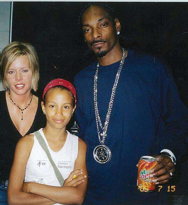 Sasha Banks with Snoop Dogg