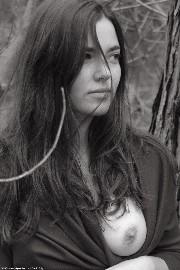 [Image: 653412915-nude-photos2534-41293.jpg]