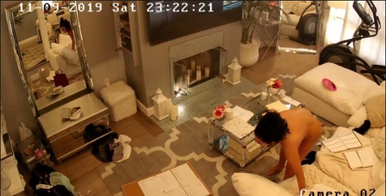 [Image: Voyeur52525103821.jpg]