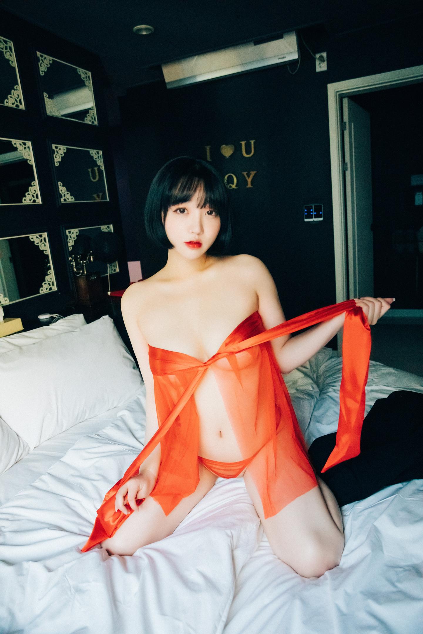 孫樂樂(손예은) NO.088 Loozy - Double Date+S.Ver 34
