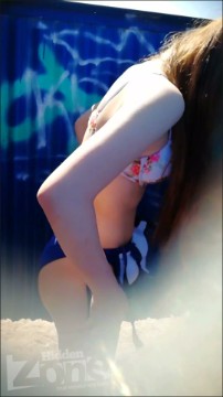 [Image: Voyeur6595120915.jpg]