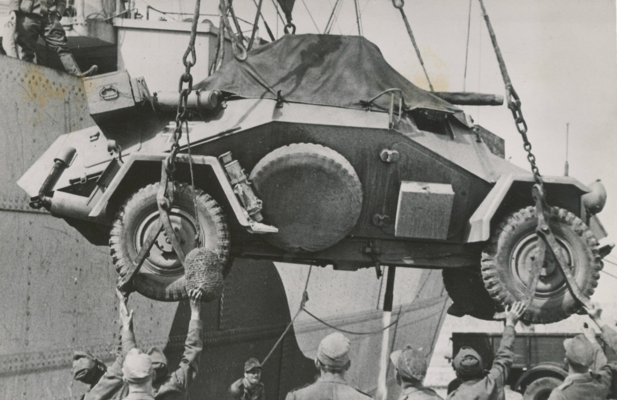 2.Wk Selt. Panzer Panzerspähwagen Verladung AFRI