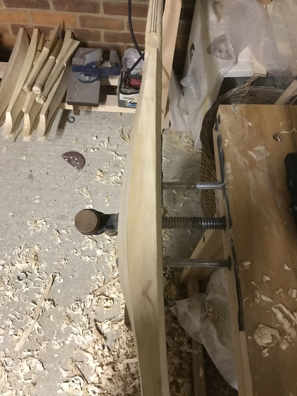 E40454E9-9A15-41D7-A963-8B27B73122F4