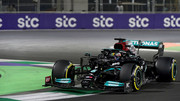 [Imagen: Lewis-Hamilton-Mercedes-GP-Saudi-Arabien...b38223.jpg]