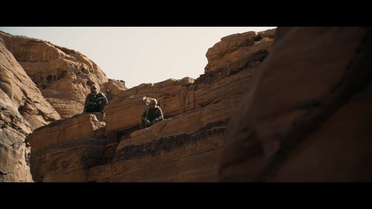 mpv-shot_Dune.Part.Two.2024.2160p.UHD.BDREMUX.HDR.DV.HEVC-Нечипорук_00_13_37_0002