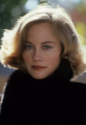 Cybill-Shepherd-c61