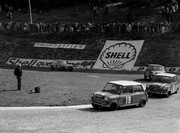  1964 International Championship for Makes - Page 5 64taf19-Mini-Cooper-S-P-Hopkirk-H-Liddon-1