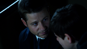 Gotham-S01-E01-Le-regole-di-Gotham-1080p
