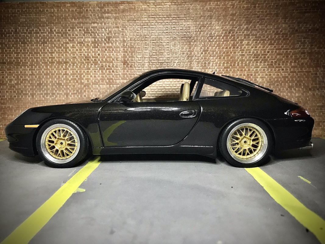 4DAEA323-CF32-463F-9327-A2493C6C8759