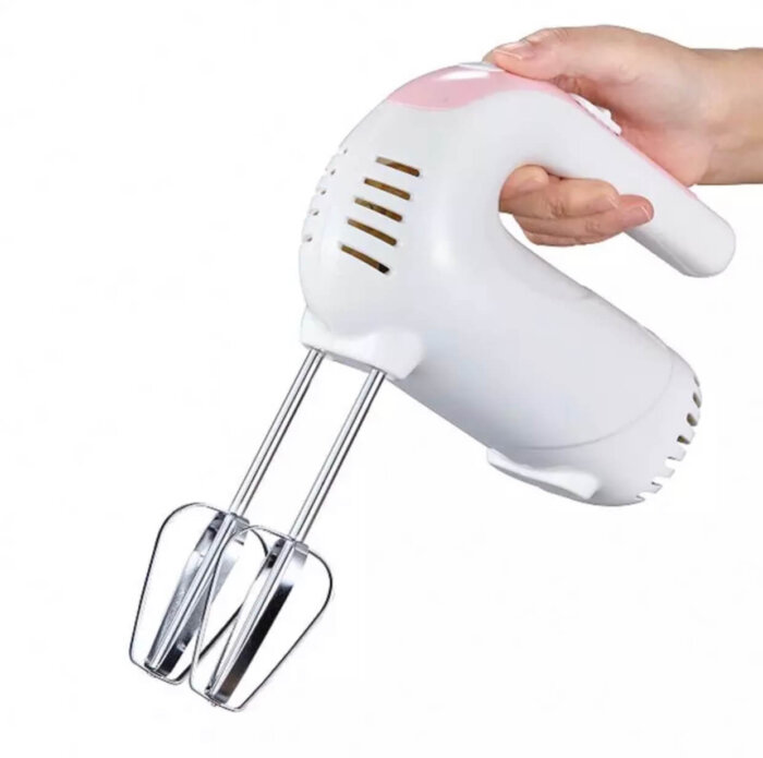 Batidor de mano eléctrico con base de almacenamiento y accesorios.