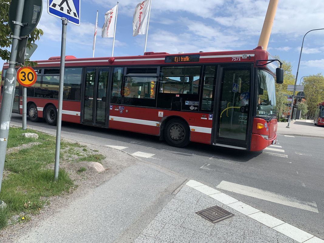 4CF02DF2-55F3-4ECF-BAD3-1E4A96F9D0ED