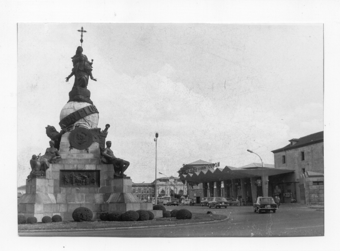 Gasolinera Plaza Colón