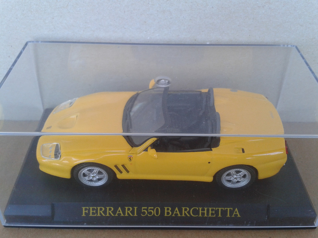 2001 Ferrari 550 Barchetta (Ixo - nº 24 Ferrari RBA) (1)