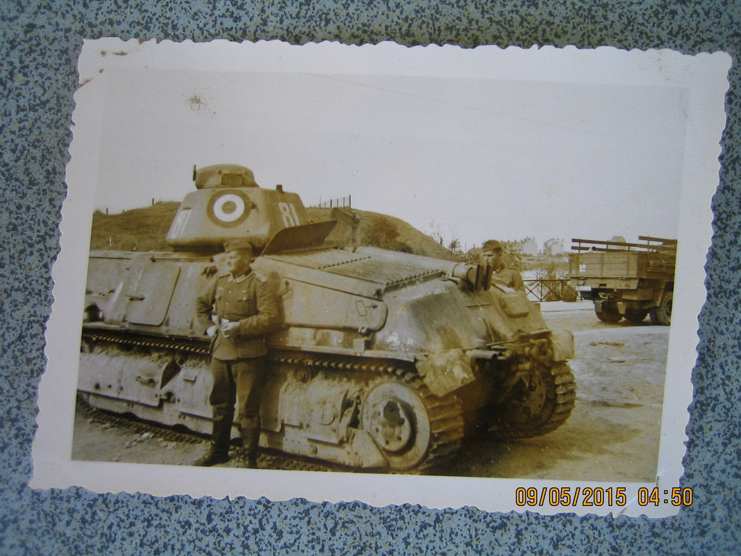 Foto französischer Panzer Kennung 81 WK2 Origina