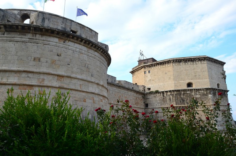 CIVITAVECCHIA-13 y 14-9-2023 - Italia y sus pueblos-2018/2019/2023 (39)