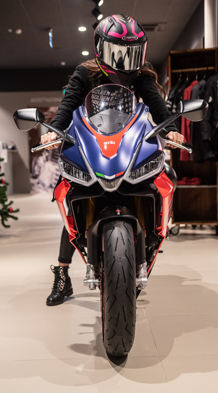 51B1F12B-0BC6-4F6D-9835-319208DF1BE0