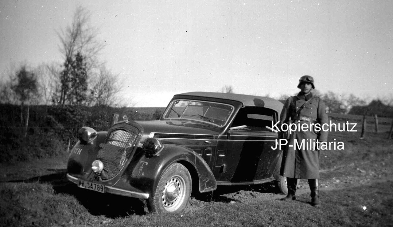 SW Negativ für Foto Wehrmacht Fahrzeug und MG WK