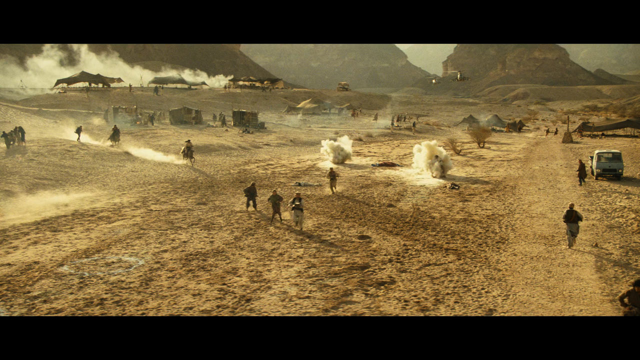 Rambo.III.1988.2160p.UHD.BDRemux.DTS-HD.MA.5.1.HDR.DoVi.Hybrid.P8.by.DVT.mkv_snapshot_00.42.49_[2022