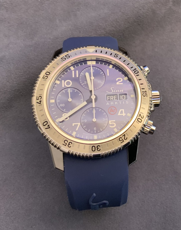 7DAE9F1D-17A1-4E18-A527-745925175E94