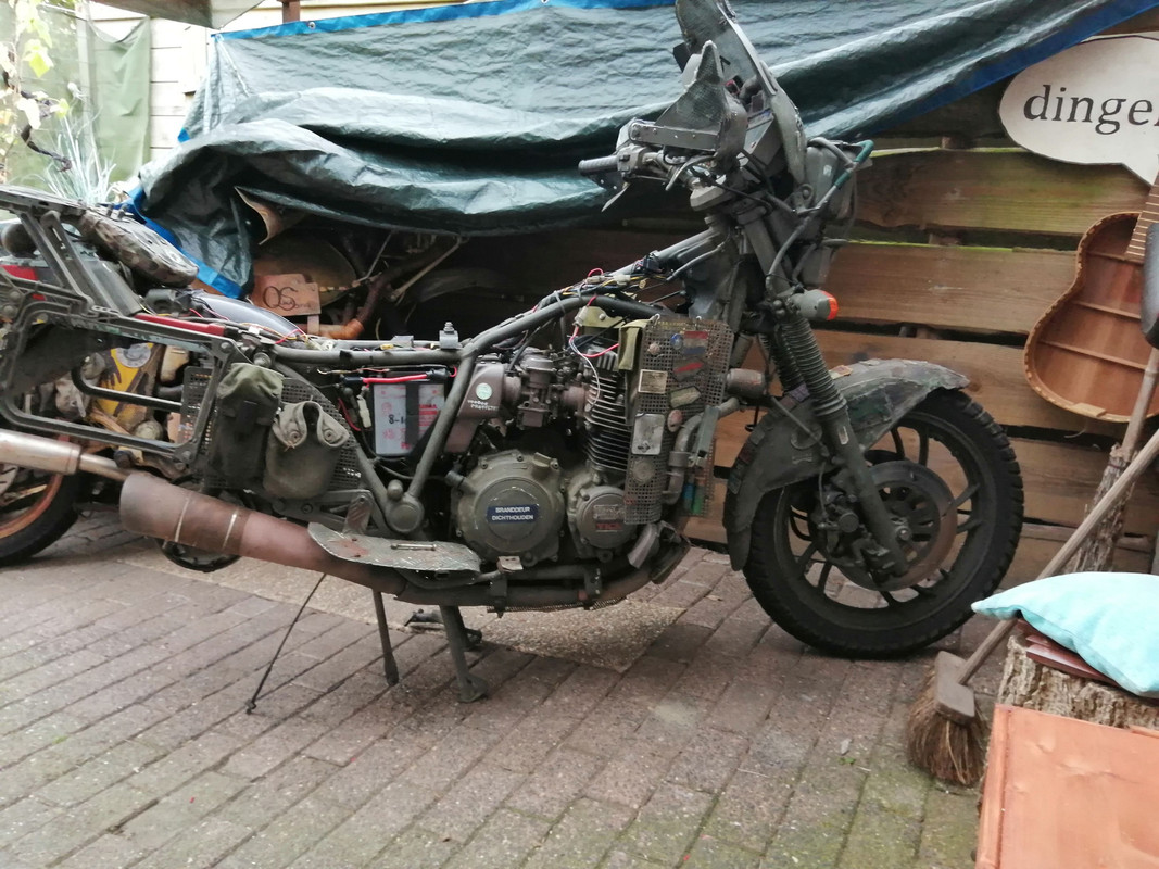 fdd8e705e6f3be617d2c2052ba7d2add29f94c207a6651f8e135892fd8ae3a39