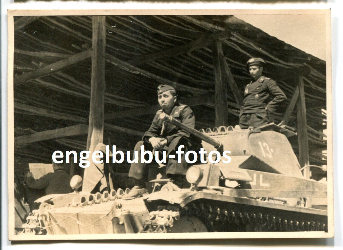 FOTO - Panz.-Regt. 2 (Eisenach) - TOP PANZER PANZER III - 1.Panzer-Div. -10