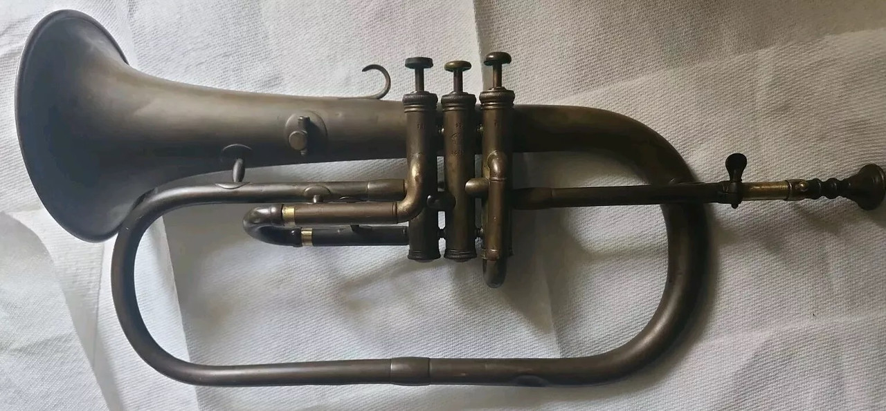 Besson Paris Flugelhorn sn 46645 (4)