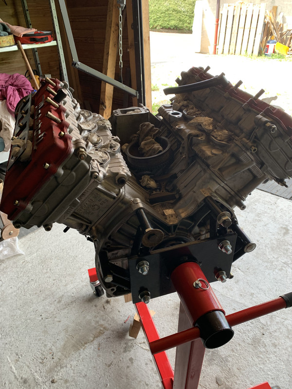 A8D6F386-89CD-4093-9BA7-42FDE318624C