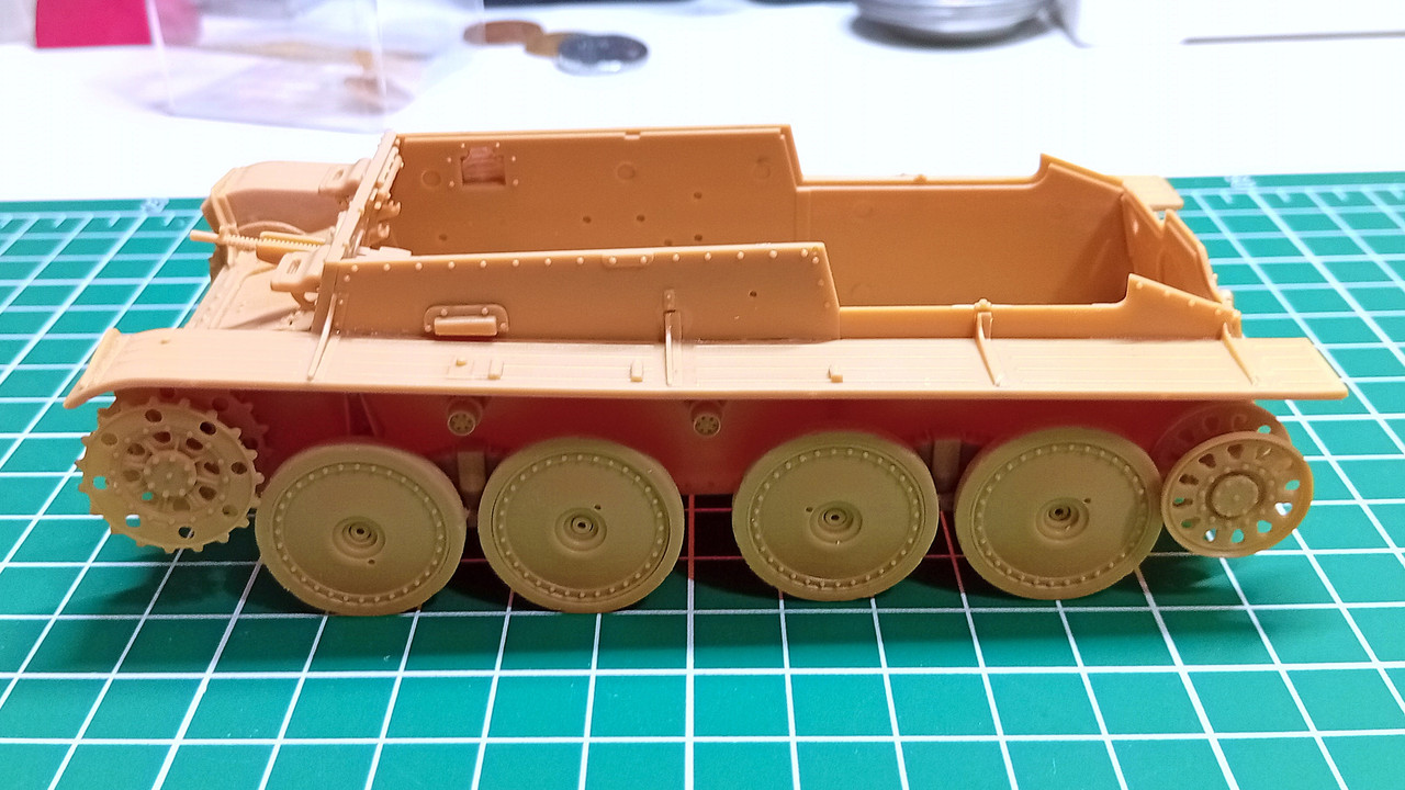 panzer-38t-build-9