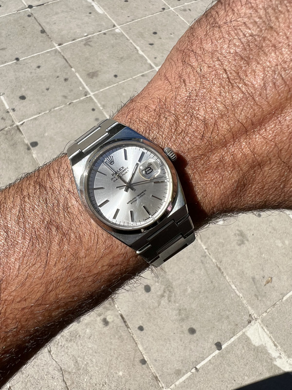 5537CEF6-0902-4E9A-A051-8FCA4804D8D0