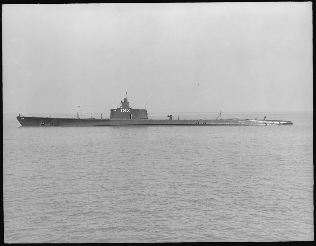 lossy-page1-1280px-Swordfish_(SS193)._Port_side,_09-29-1939_-_NARA_-_513034.tif