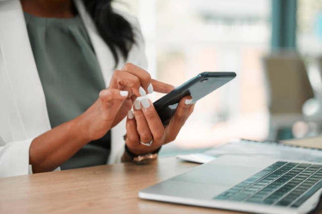 Free-Mobile-Phone-2.jpg
