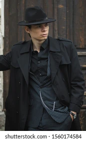 italian-mafia-gangster-man-suit-260nw-15