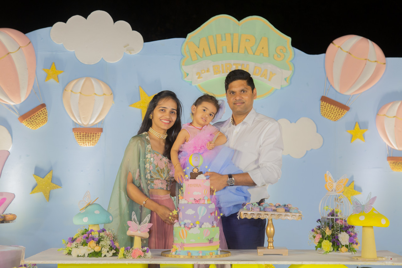 South Indian first birthday photography Nottingham — baby portrait, first year milestone