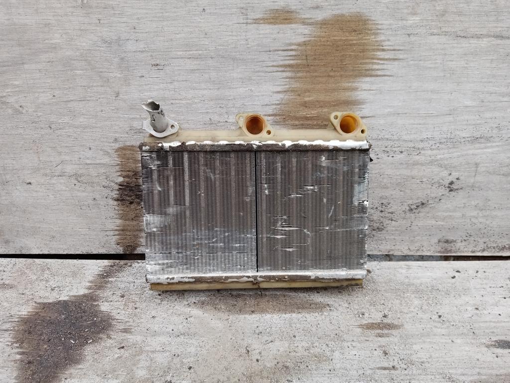 Радиатор отопителя салона