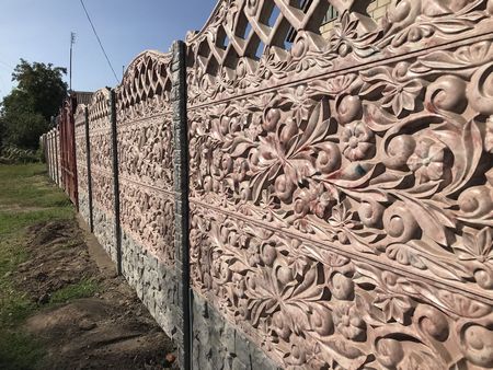 Постройка наборных бетонных заборов в Ивано-Франковске на любой вкус: огромный выбор беспроигрышных предложений