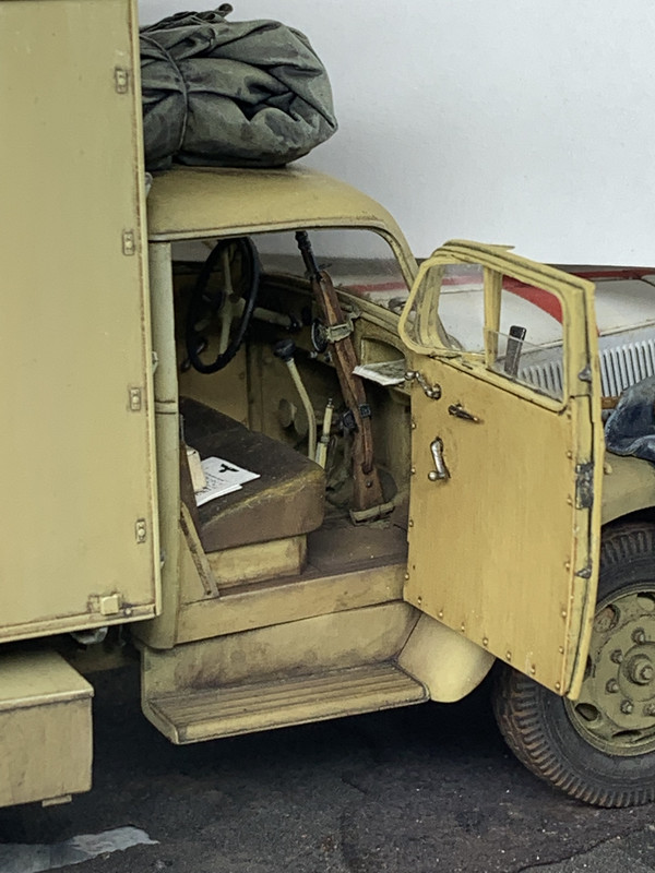 DBD20AA5-F4D3-4136-B2D6-96ED4987F760