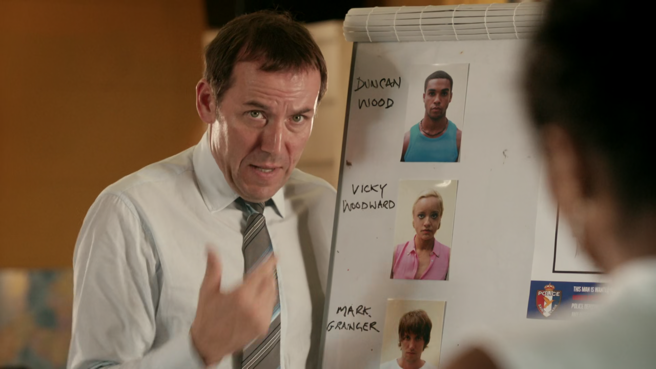 Death.in.Paradise.S02E08.1080p.NF.WEB-DL.DDP2.0.x264-NTb[SS]33